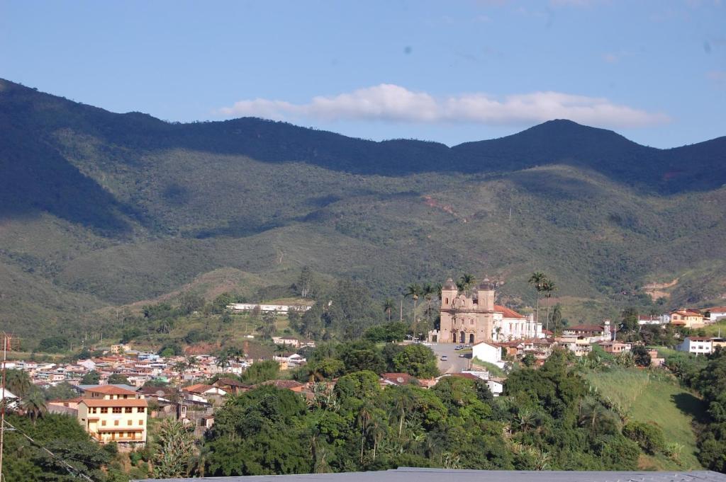 Pousada Rainha Dos Anjos Mariana Habitación foto